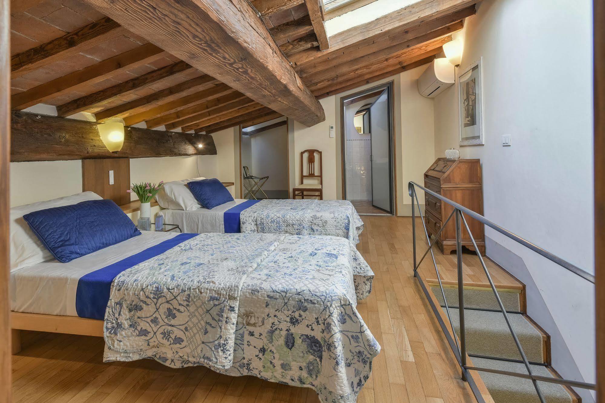 Palazzo Uguccioni Apartments Firenze Kültér fotó